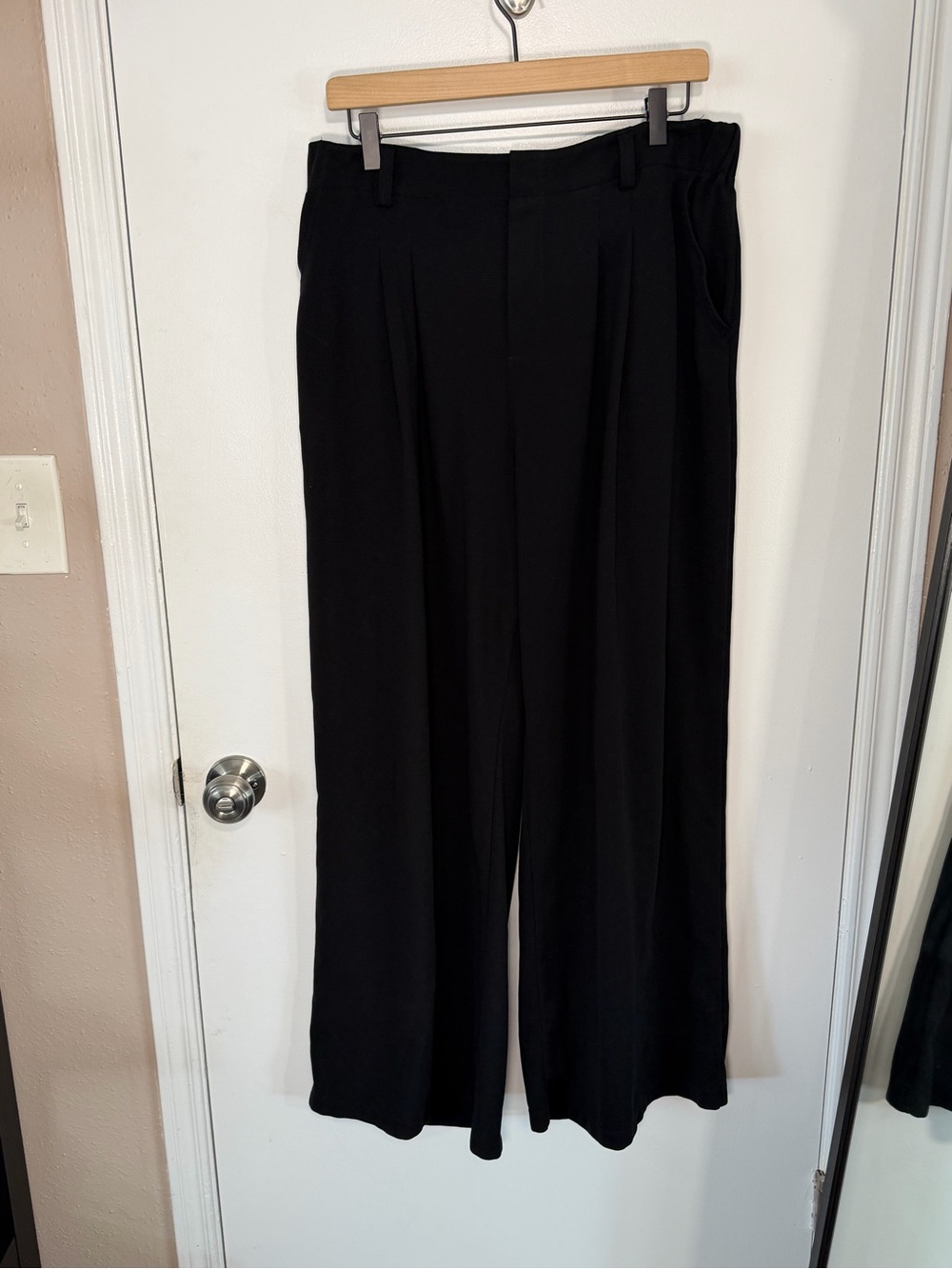 HALARA Black Wide Leg Trousers